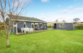 Nice Home In Juelsminde With Kitchen, Sønderby
